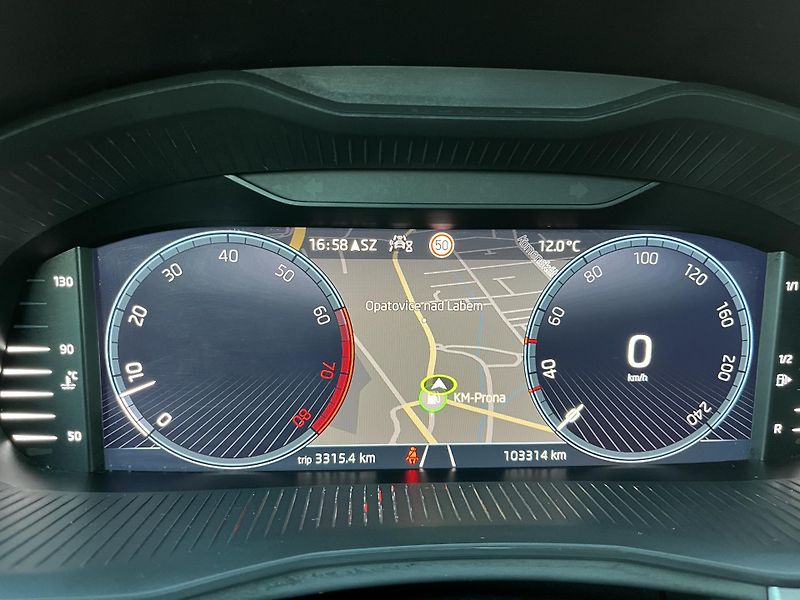 Škoda Kamiq (2022) 1.5TSI 110KW ACTIVE LED TAŽNÉ - fotka 40 z 47