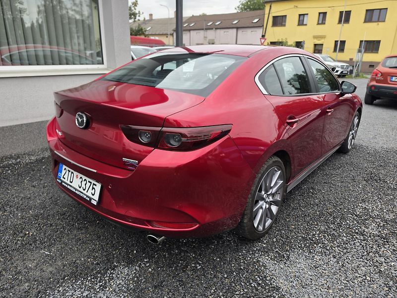 Mazda 3 2.0 i  E Skyactiv G kei  - fotka 4 z 19