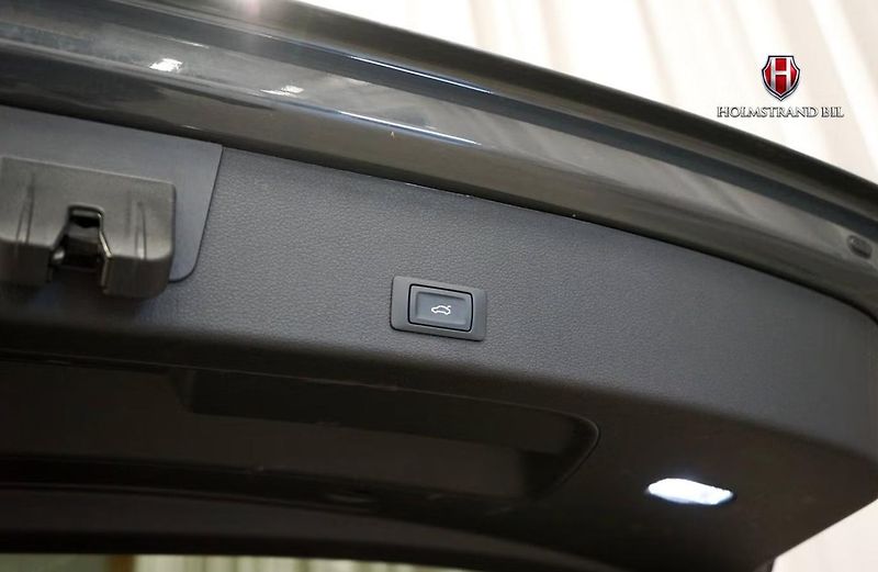 Audi Q8 e-tron 50 Q SoH 94% Kam Pano Tažné - fotka 24 z 25