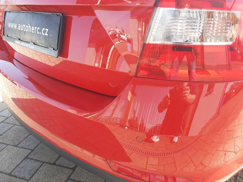 Škoda Rapid (2016) 1.2 TSi ACTIV - fotka 18 z 35