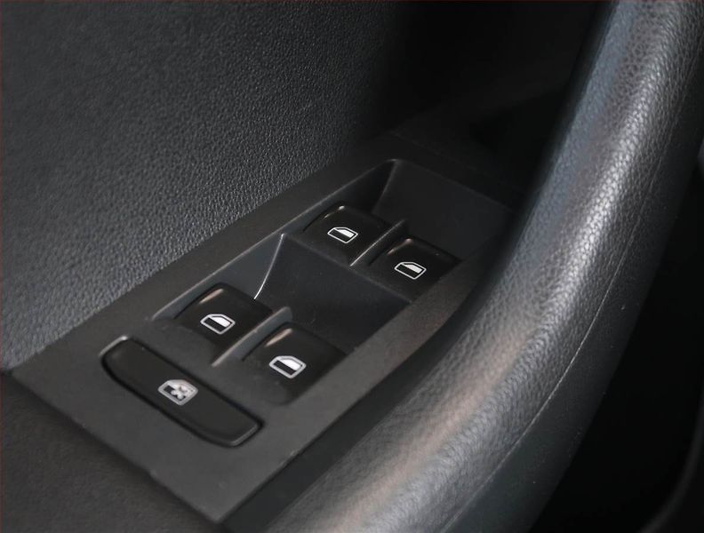 Škoda Octavia (2014) RS 2.0 TDI, Automat, Navi - fotka 16 z 22