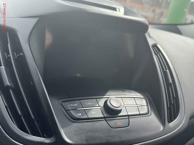 Ford Kuga (2019) 1.5EB, Navi, TZ, park.čidla - fotka 13 z 19