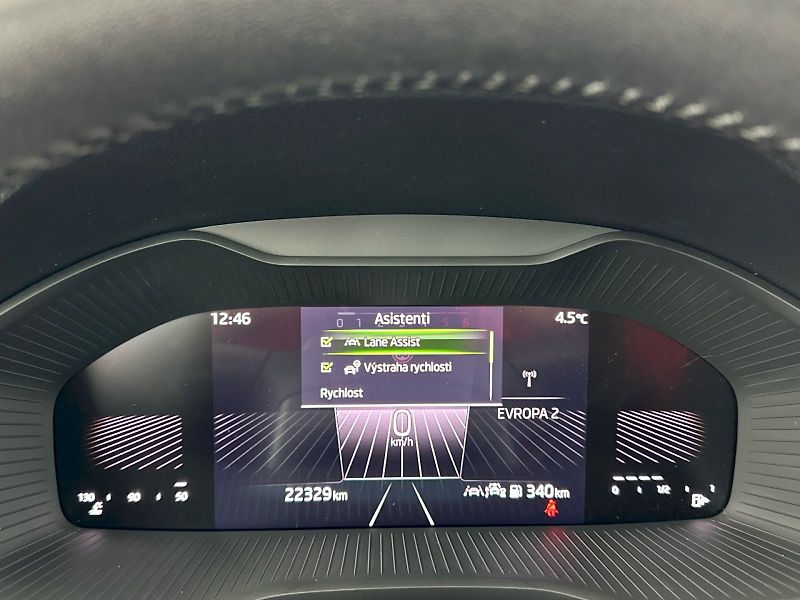 Škoda Karoq (2024) 2.0TDI 85kW Selection - fotka 10 z 26