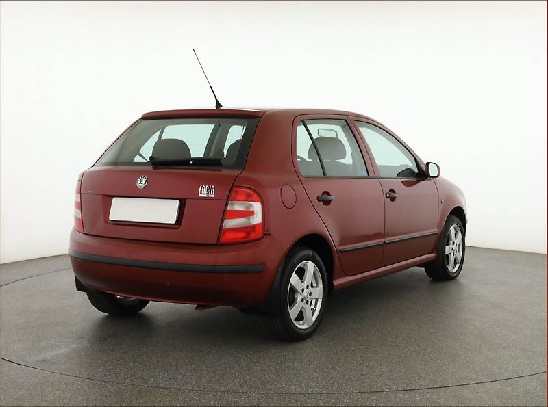 Škoda Fabia (2005) 1.4 16V, po STK, Klima - fotka 5 z 13