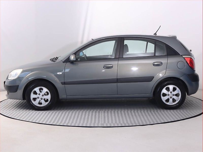 Kia Rio (2007) 1.4 16V, po STK - fotka 3 z 15