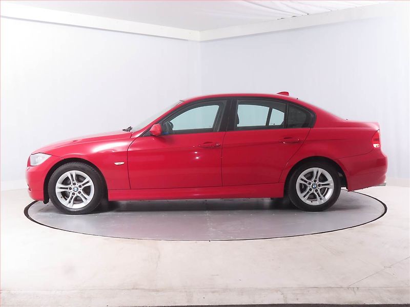 BMW Řada 3 (2008) 318 d, Eko.zaplacen, Tažné - fotka 3 z 15