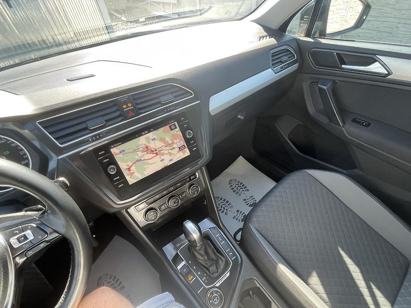 Volkswagen Tiguan 2.0TDi 150PS 4x4 DSG 179TKM 1A - fotka 117 z 131