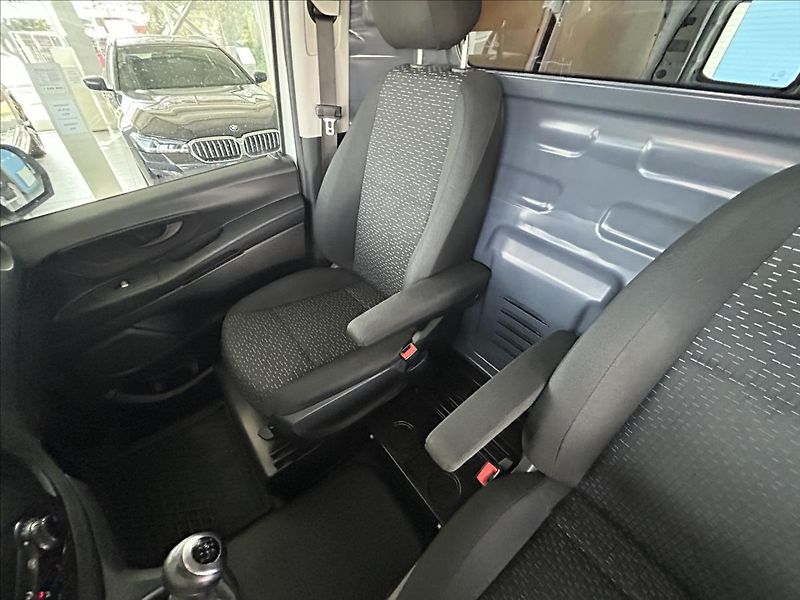 Mercedes-Benz Vito 1,8   114 CDI,1.MAJ,KAMERA,DPH - fotka 21 z 25