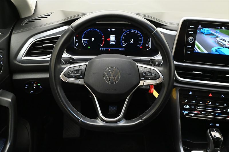 Volkswagen T-Roc 2,0 TDI 110 kW DSG STYLE Záruk - fotka 18 z 29