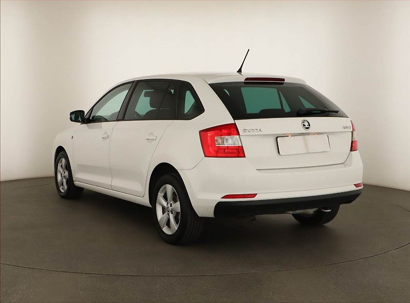 Škoda Rapid (2014) Spaceback 1.6 TDI - fotka 4 z 13