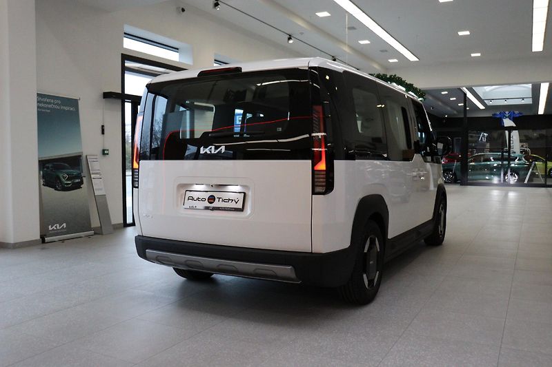 Kia PV5 5P 4x2 ELITE 120 KW + 71,2 kWh - fotka 4 z 16