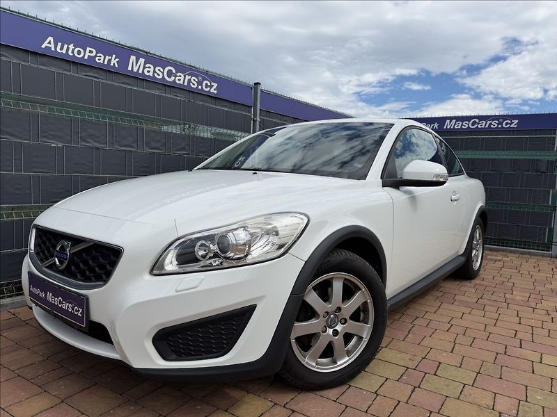 Volvo C30 1.6 D DRIVe - fotka 1 z 13