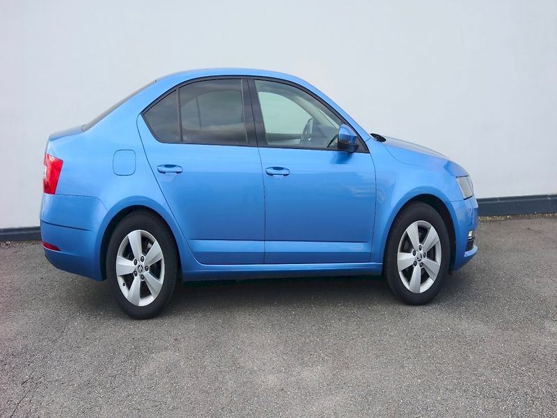 Škoda Octavia (2020) TD 85/1.6 M5F - fotka 6 z 24