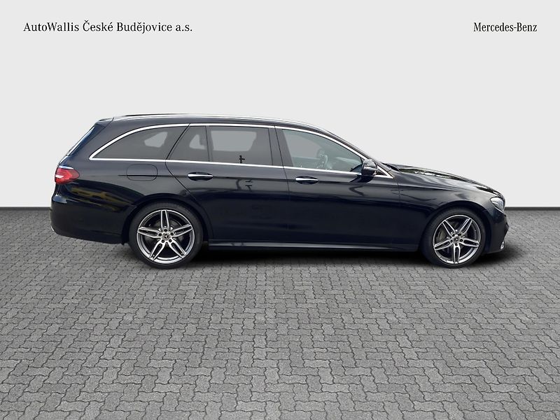 Mercedes-Benz Třídy E E 220d 4M AMG - fotka 6 z 27