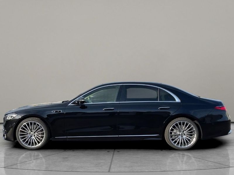 Mercedes-Benz Třídy S (2026) 450 d 4MATIC AMG, Burmester 4D - fotka 3 z 19