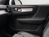Volvo XC40 B3 DARK PLUS CZ REZERVACE - náhled 29
