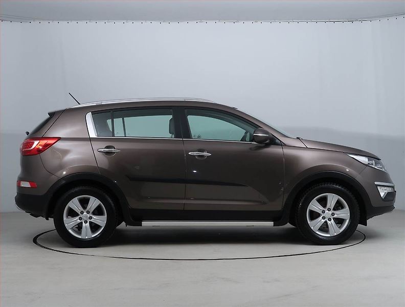 Kia Sportage (2011) 1.6 GDI, Serv.kniha, Tempomat - fotka 6 z 17