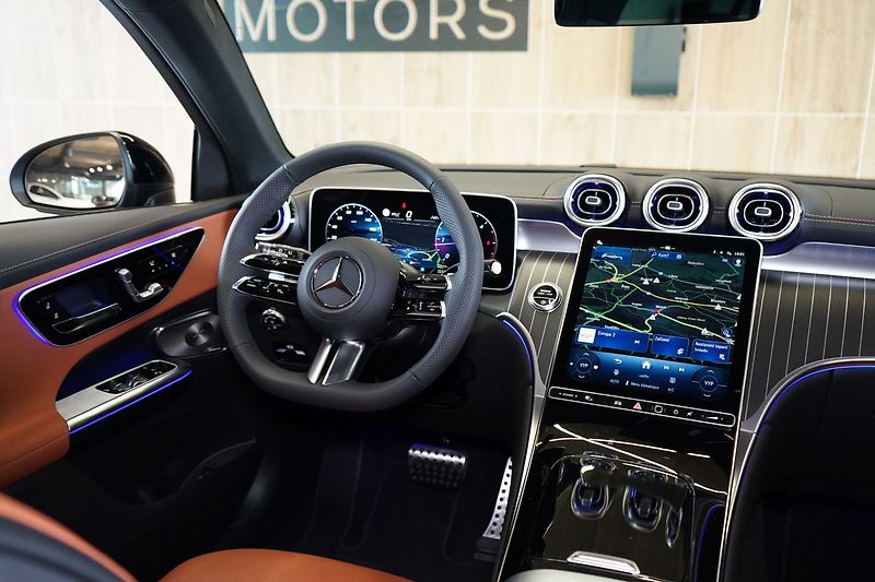 Mercedes-Benz GLC 220d 4M AMG, Ventilace, Tažné - fotka 49 z 50