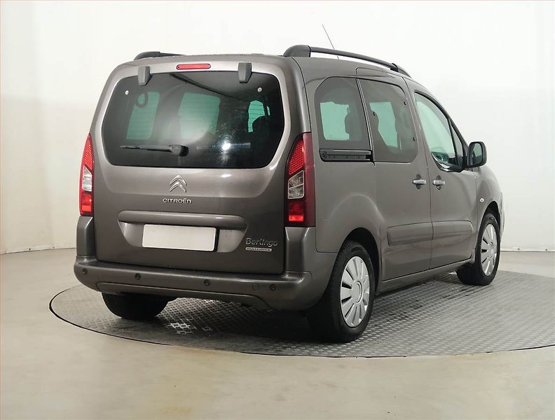 Citroën Berlingo (2017) Feel 1.6 BlueHDi, 5Míst, ČR - fotka 5 z 12