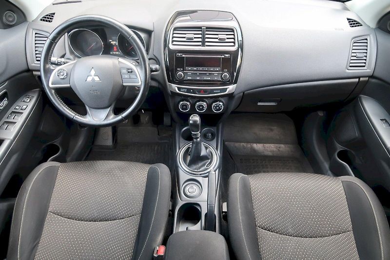 Mitsubishi ASX (2014) 1,8 Di-D 110 kW - fotka 5 z 26