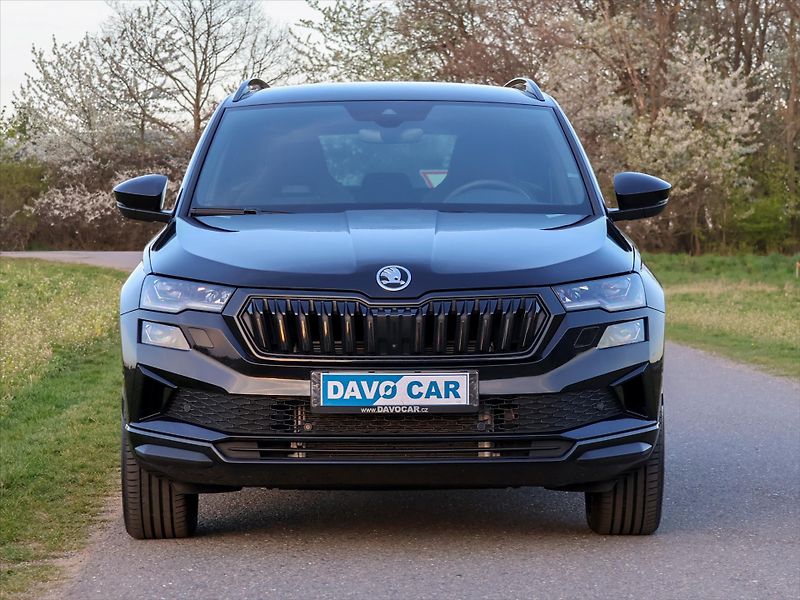 Škoda Karoq 2,0 TDI 4x4 DSG Sportline DPH - fotka 2 z 42