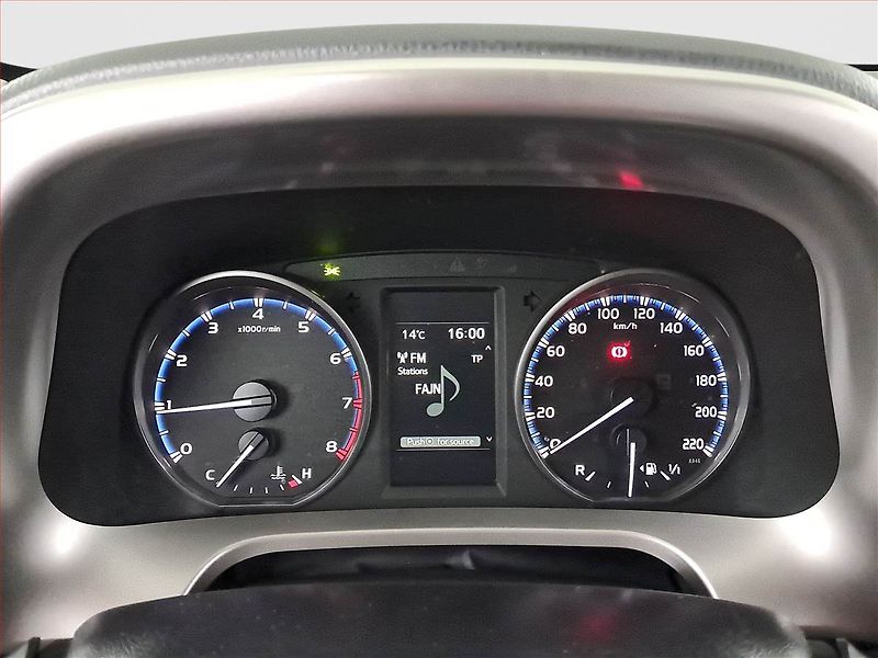 Toyota RAV4 (2016) 2.0 VVT-i, 4X4, Serv.kniha - fotka 11 z 19