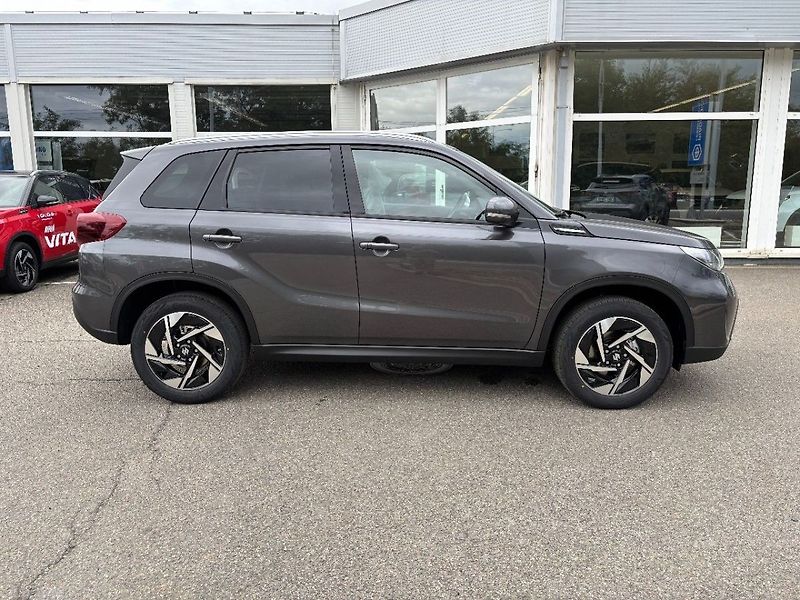 Suzuki Vitara 4x4 automat Elegance - fotka 8 z 10