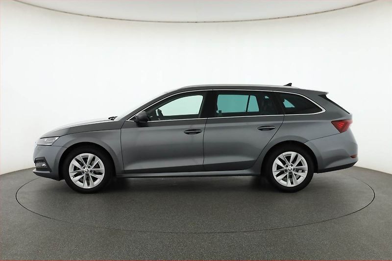 Škoda Octavia (2023) Style 2.0 TDI - fotka 3 z 18