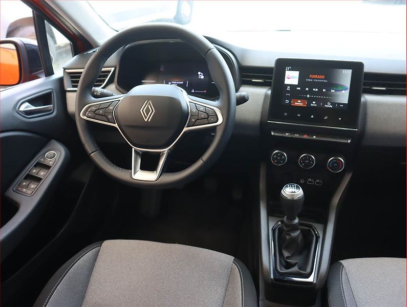 Renault Clio (2025) 1.0 TCe, Serv.kniha, Tempomat - fotka 7 z 20