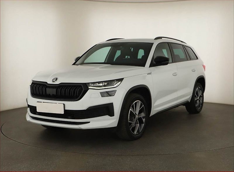Škoda Kodiaq (2021) Sportline 2.0 TDI - fotka 2 z 16