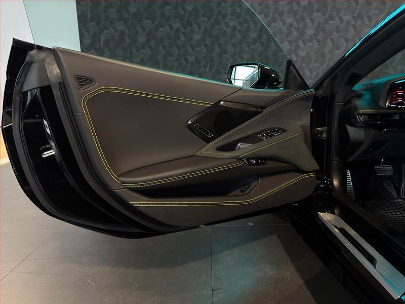 Chevrolet Corvette (2024) 6.2 V8 LT2 - fotka 13 z 21