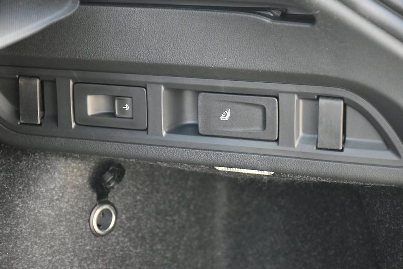 Škoda Octavia (2026) Combi Sportline 1,5 TSI m-HEV - fotka 44 z 44