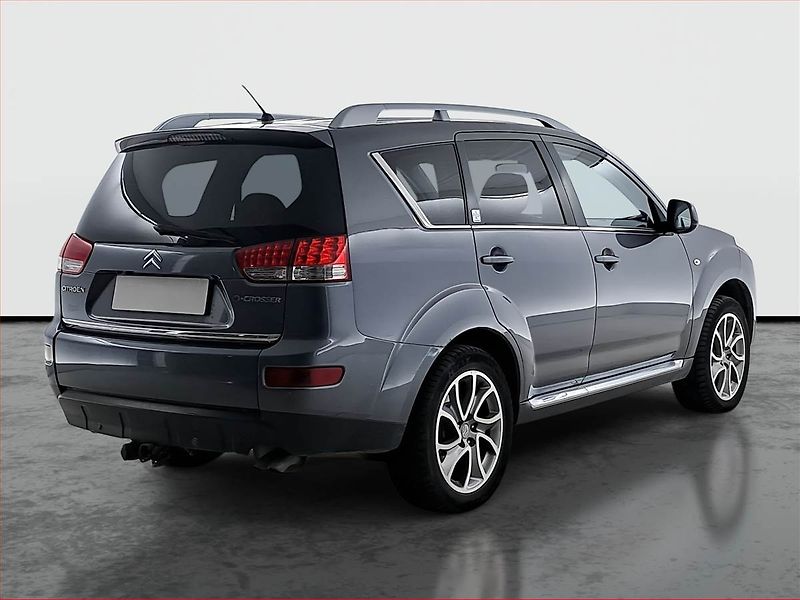 Citroën C-Crosser (2007) 2.2 HDI, 4X4, 7 míst - fotka 5 z 21