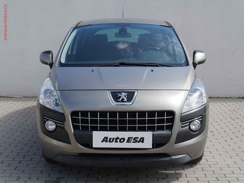 Peugeot 3008 (2011) 1.6VTi, AC, TZ, park.asist - fotka 2 z 17