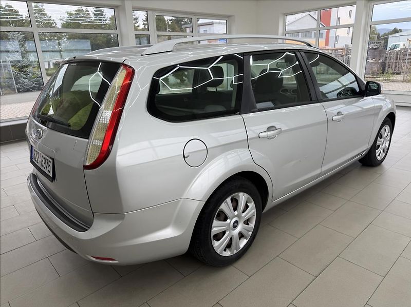 Ford Focus 1,6 i, Klima, 16V, 74kw, - fotka 5 z 24