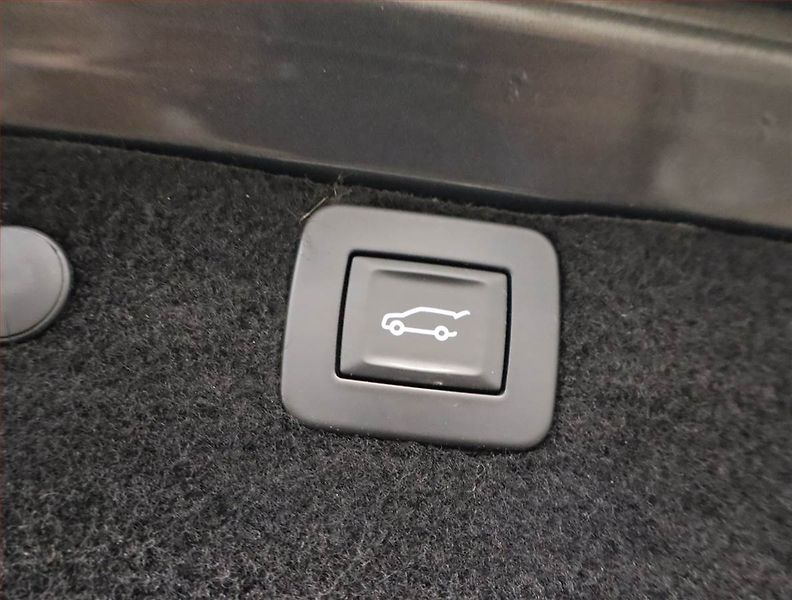 Opel Insignia (2016) 2.8 T OPC, 4X4, Automat, Kůže - fotka 26 z 27
