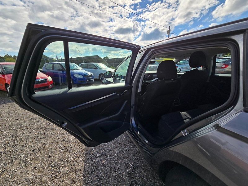 Škoda Octavia (2023) 2.0 TDI 85KW DSG Style - fotka 11 z 22