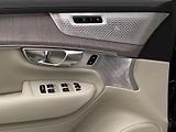 Volvo XC90 (2026) T8 AWD RECHARGE DARK ULTRA - náhled 31