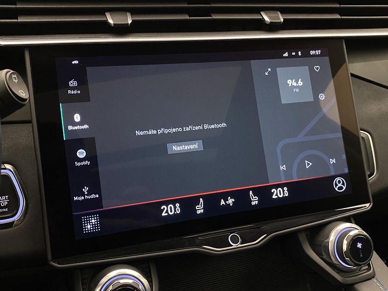 Lynk & Co 01 PHEV DCT AUT 1.maj.  - fotka 42 z 69