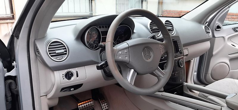 Mercedes-Benz Třídy M (2007) M320CDI 4M NAVI-KUŽE-ALCANTARA - fotka 29 z 42