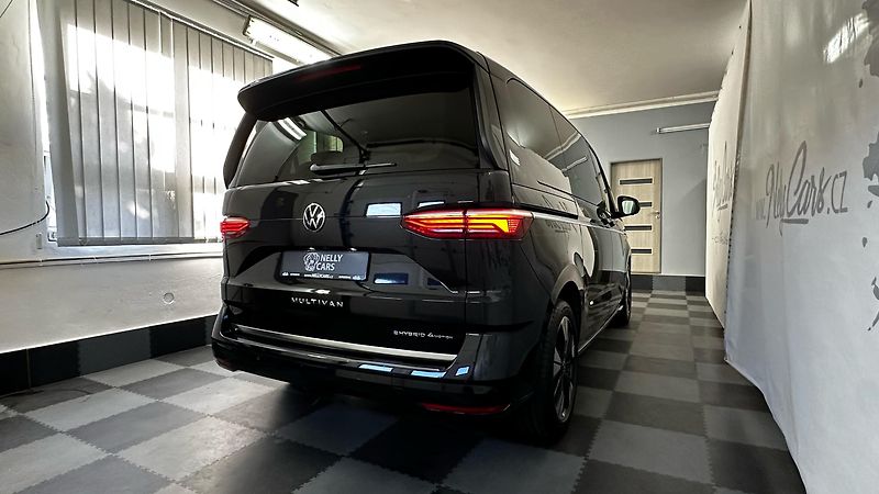 Volkswagen Multivan TAŽNÉ / ZÁRUKA / TOP STAV - fotka 6 z 51
