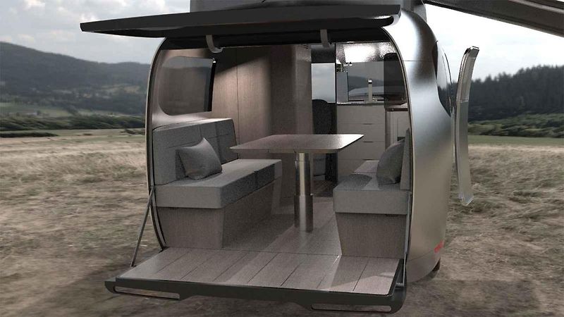 Koncept obytného přívěsu Travel Trailer od firmy Airstream vznikl ve spolupráci s renomovaným designérským studiem F. A. Porsche.