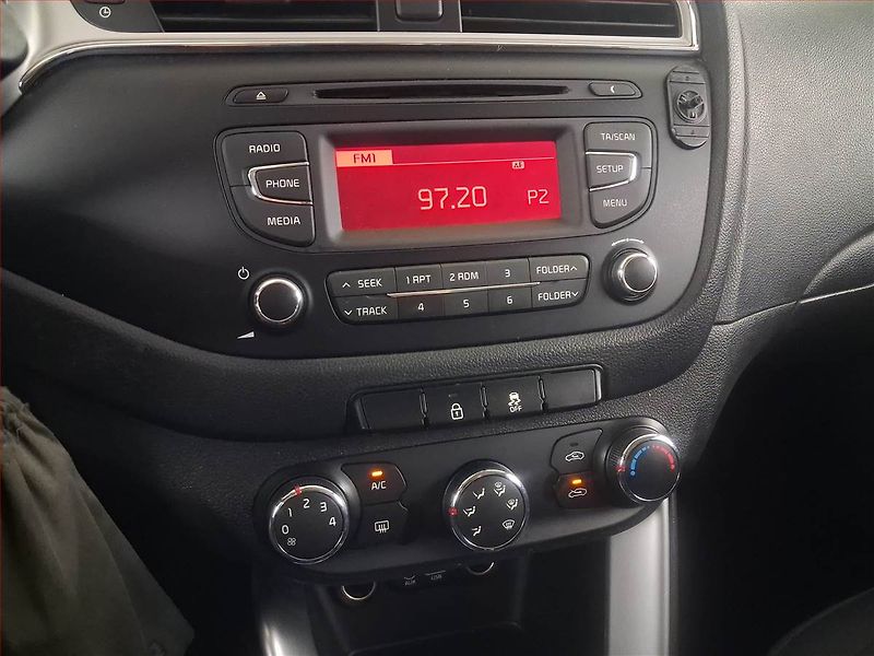 Kia Ceed (2017) 1.6 GDI, Serv.kniha, Tempomat - fotka 12 z 18
