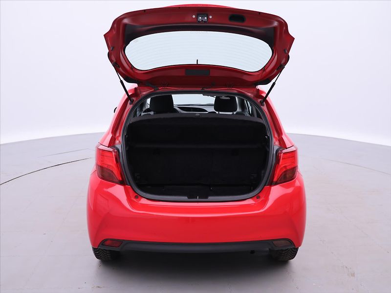 Toyota Yaris 1,0 VVT-i 51kW Entry Serv. kni - fotka 8 z 22