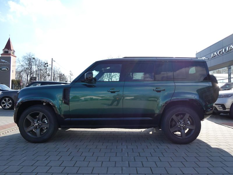 Land Rover Defender (2026) 110 3,0 X-Dynamic SE D200 - fotka 3 z 37