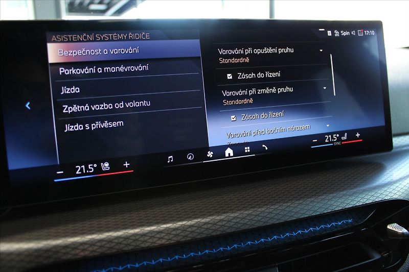 BMW Řada 4 420d xDrive M Sport Pro GranCo - fotka 23 z 37
