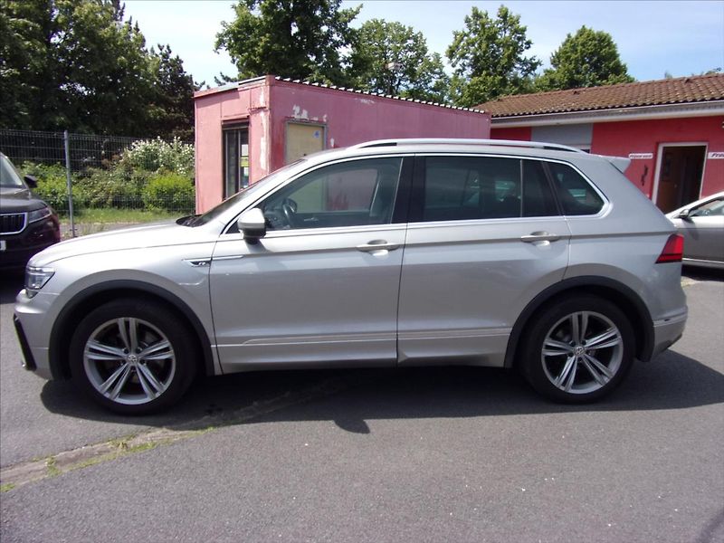 Volkswagen Tiguan 2,0 TSI R-Line 4Motion DSG - fotka 6 z 30