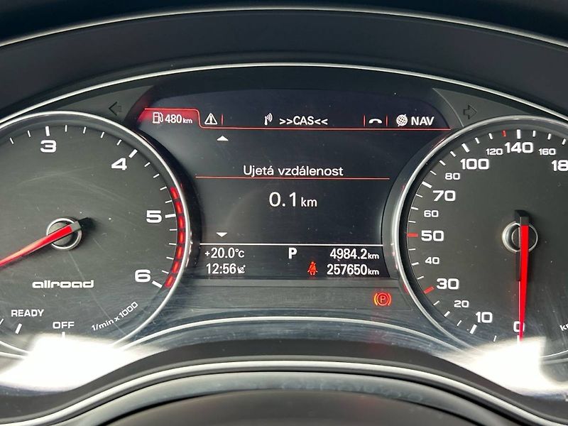 Audi A6 (2015) 3.0 TDI S TRONIC ALLROAD Quatt - fotka 18 z 35