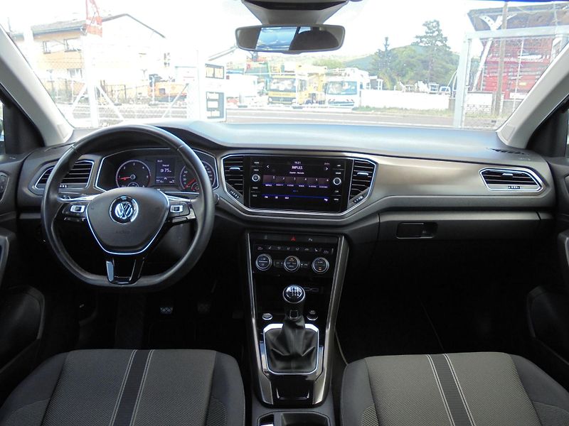Volkswagen T-Roc (2020) 2.0TDI 110kw-ČR-SERVISKA - fotka 9 z 11