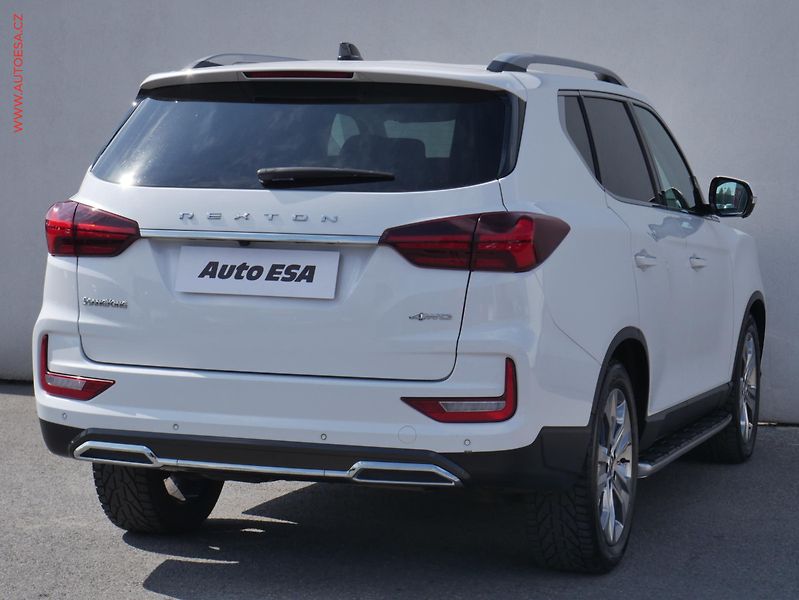 SsangYong Rexton (2023) 2.2 CRDi 4x4, 7míst, 1.maj - fotka 4 z 28